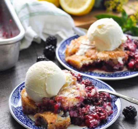 The Easiest & Yummiest Blackberry Cobbler!