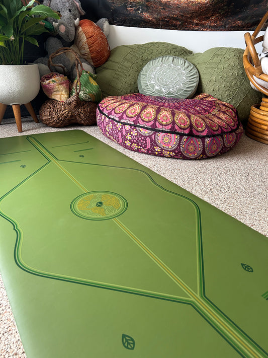 Brand NEW Liforme “Nature Lover” Globe Yoga Mat